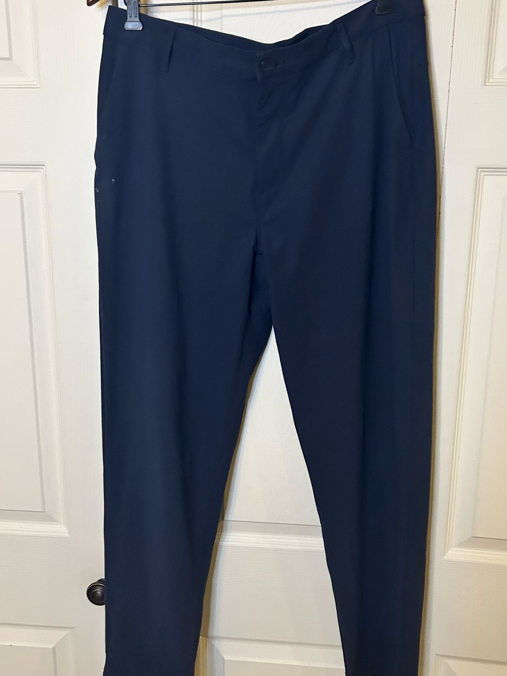 all in motion Men's navy blue Golf pants preowned with marks